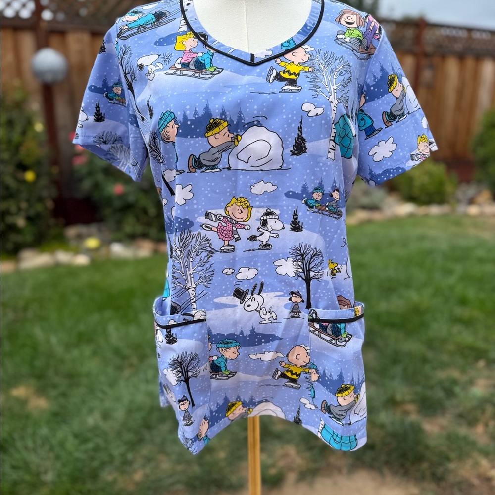 Peanuts Character Print Scrub Top